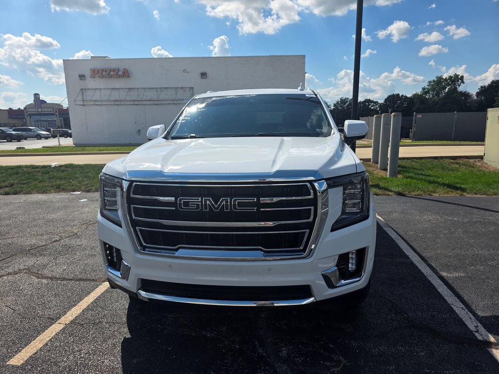 Used 2023 SUMMIT WHITE GMC SLT image 1