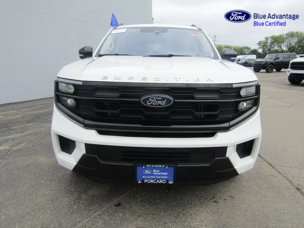 Certified Used 2025 Star White Ford Active image 11