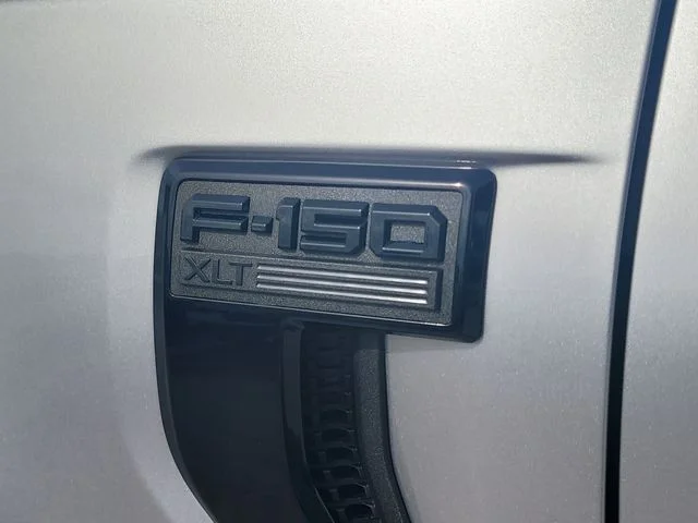 Used 2024 Silver Ford XLT image 9