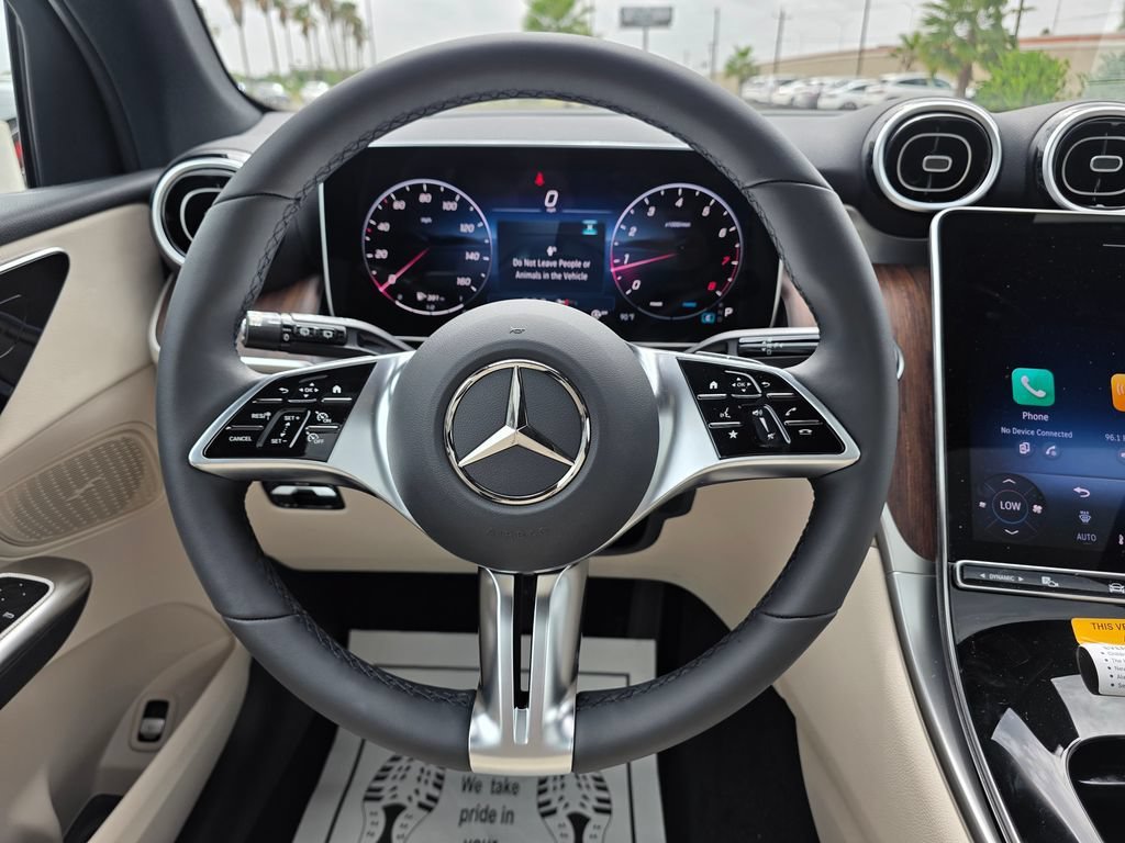 New 2026 Polar White Mercedes-Benz GLC 300 image 50