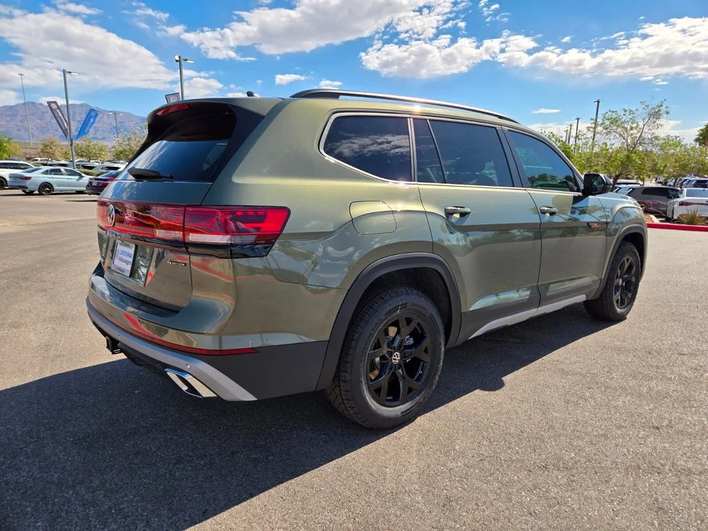 New 2026 Green Volkswagen 2.0T Peak Edition image 4