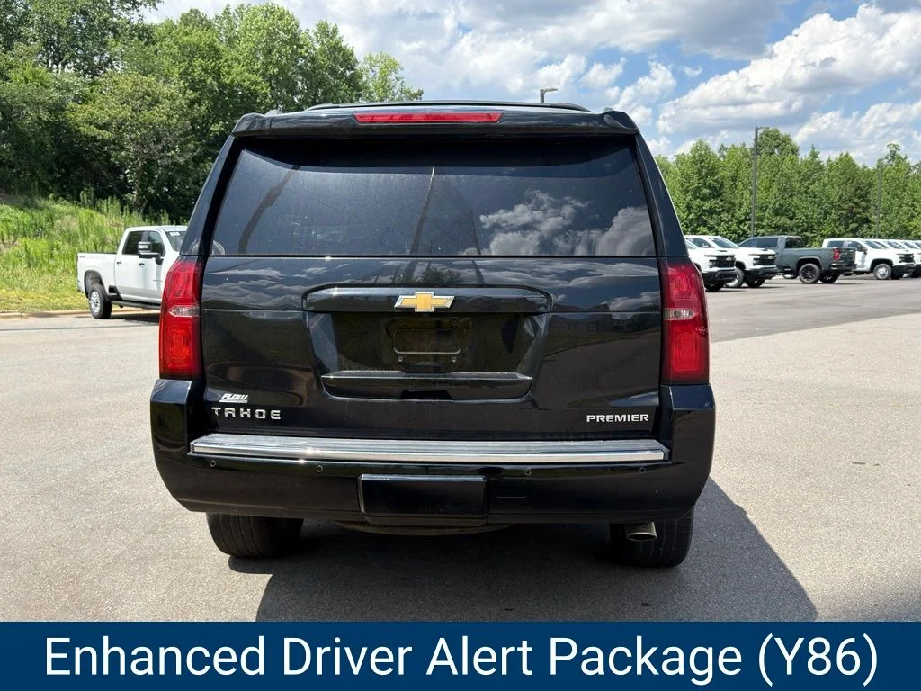 Used 2019 Black Chevrolet Premier image 6