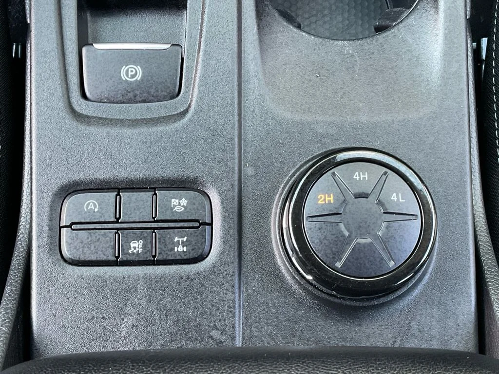 Used 2025 Blue Ford XL image 26