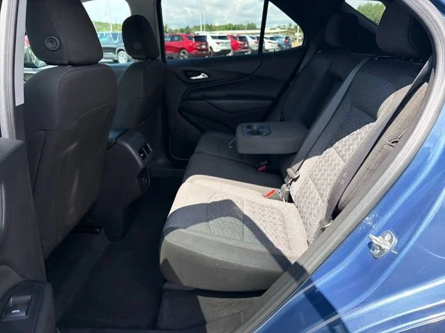 Used 2024 Lakeshore Blue Metallic Chevrolet LT image 27