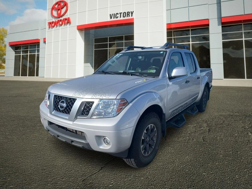Used 2020 Silver Nissan PRO-4X image 7