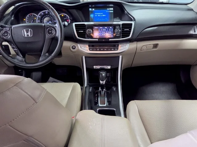 Used 2015 Black Honda EX-L image 6