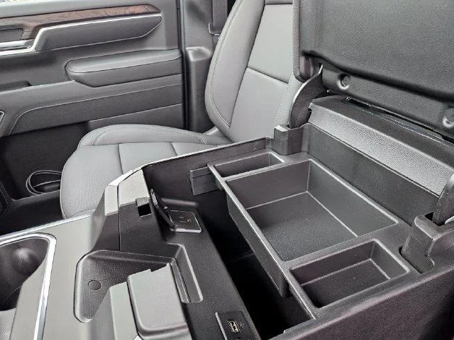 New 2026 Summit White GMC SLT image 26