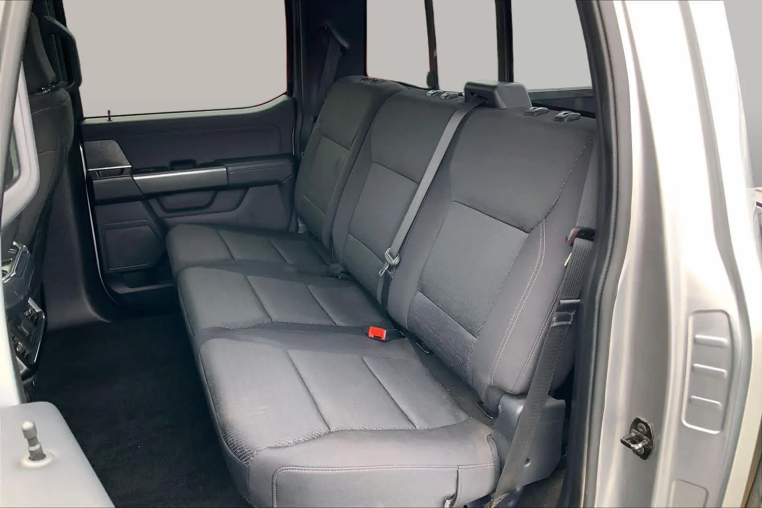 Used 2022 Iconic Silver Metallic Ford XLT image 19