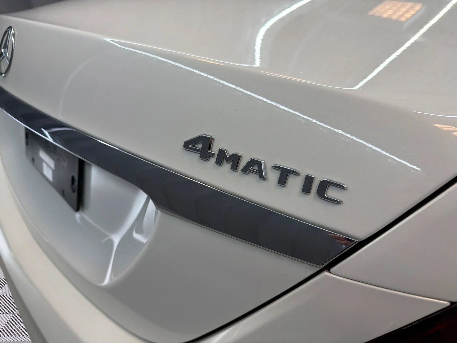 Used 2018 White Mercedes-Benz S 450 image 29