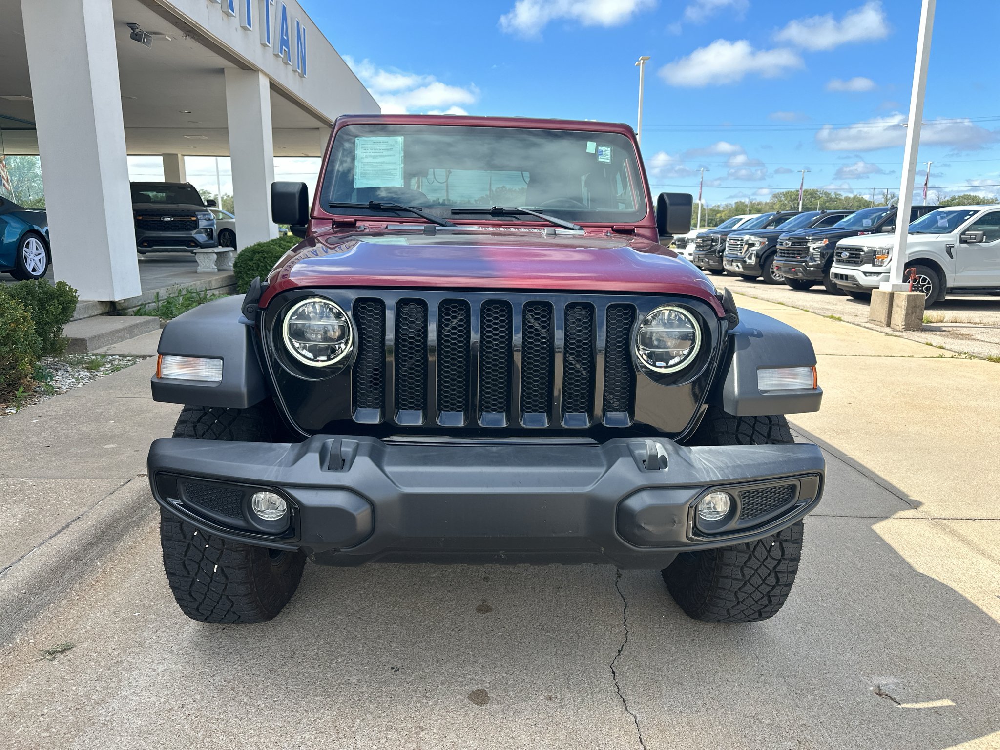 Used 2021 Snazzberry Pearlcoat Jeep Willys image 13