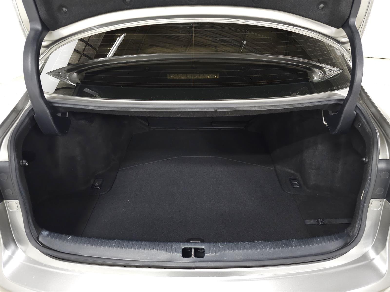 Used 2015 Atomic Lexus F SPORT image 7