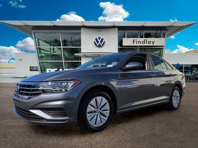 Used 2019 Gray Volkswagen 1.4T S image 2