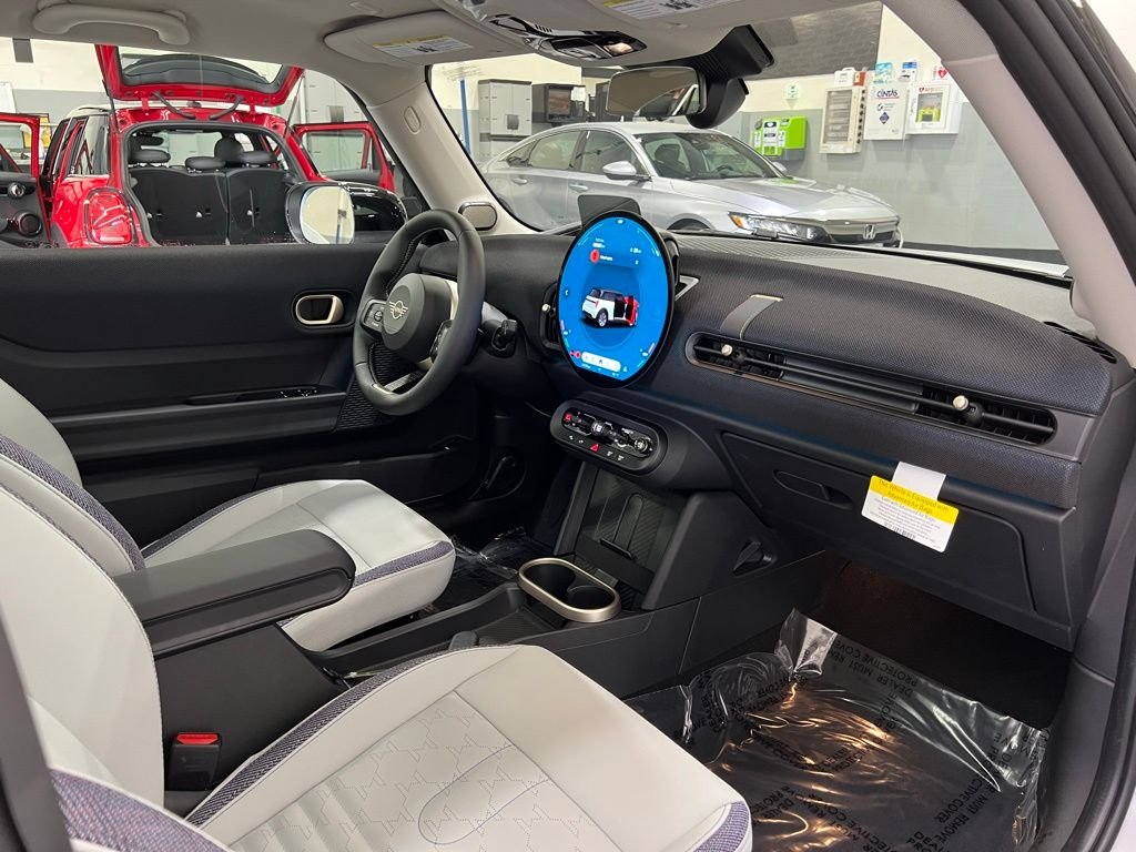 2025 MINI Hardtop 2 Door S - Photo 23