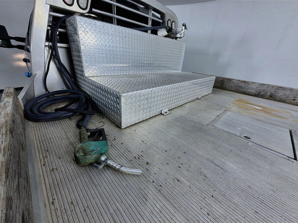 Used 2022 Silver Ford XLT image 36