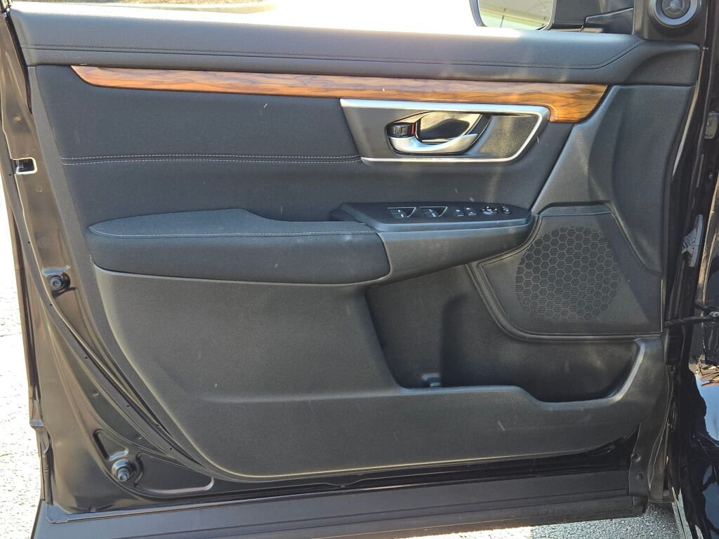 Used 2020  Honda EX image 19