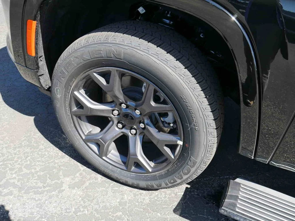 New 2026 Black Jeep Limited Altitude image 11
