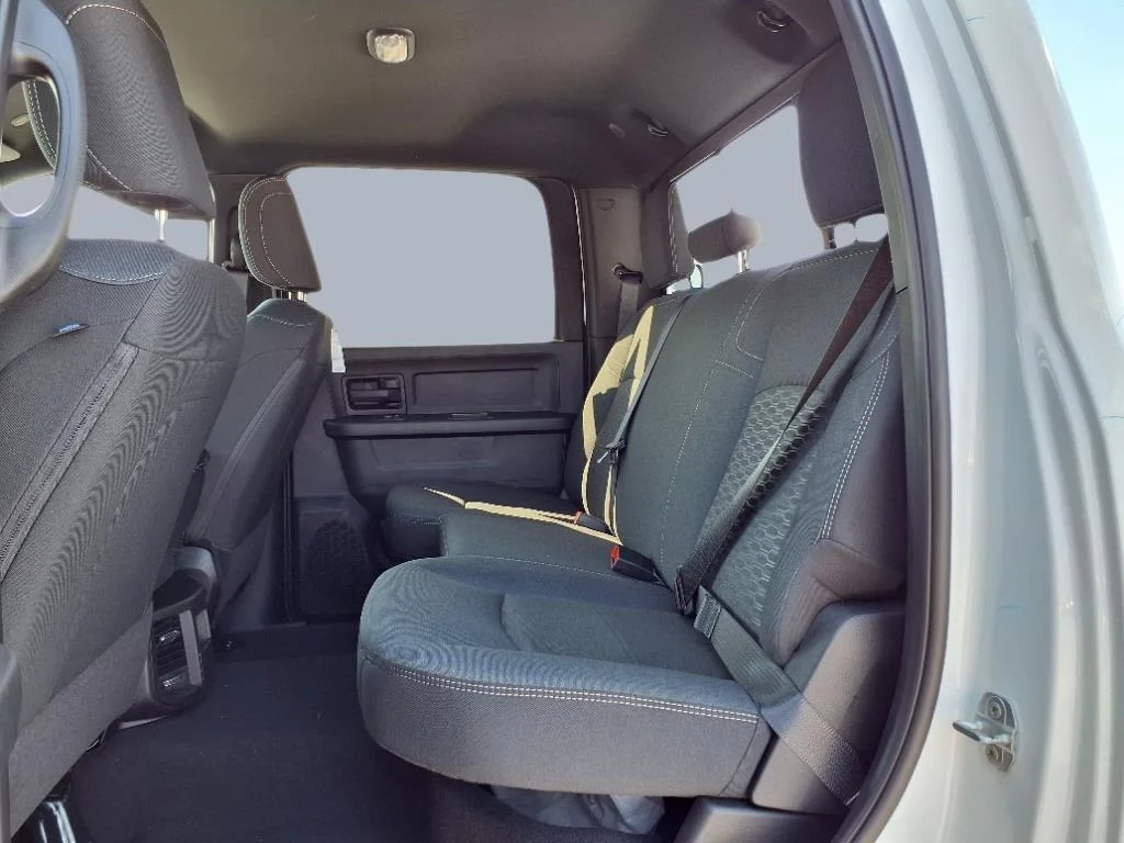 2025 RAM 2500 Tradesman - Photo 15