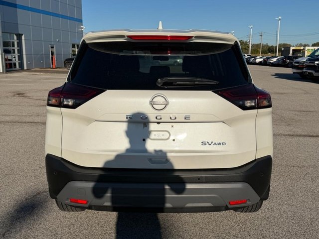 Used 2023 White Nissan SV Intelligent AWD image 4