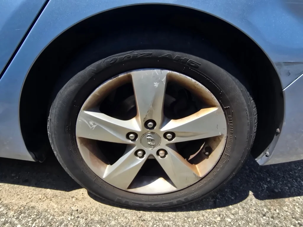 Used 2013 Blue Sky Metallic Hyundai GLS PZEV image 17