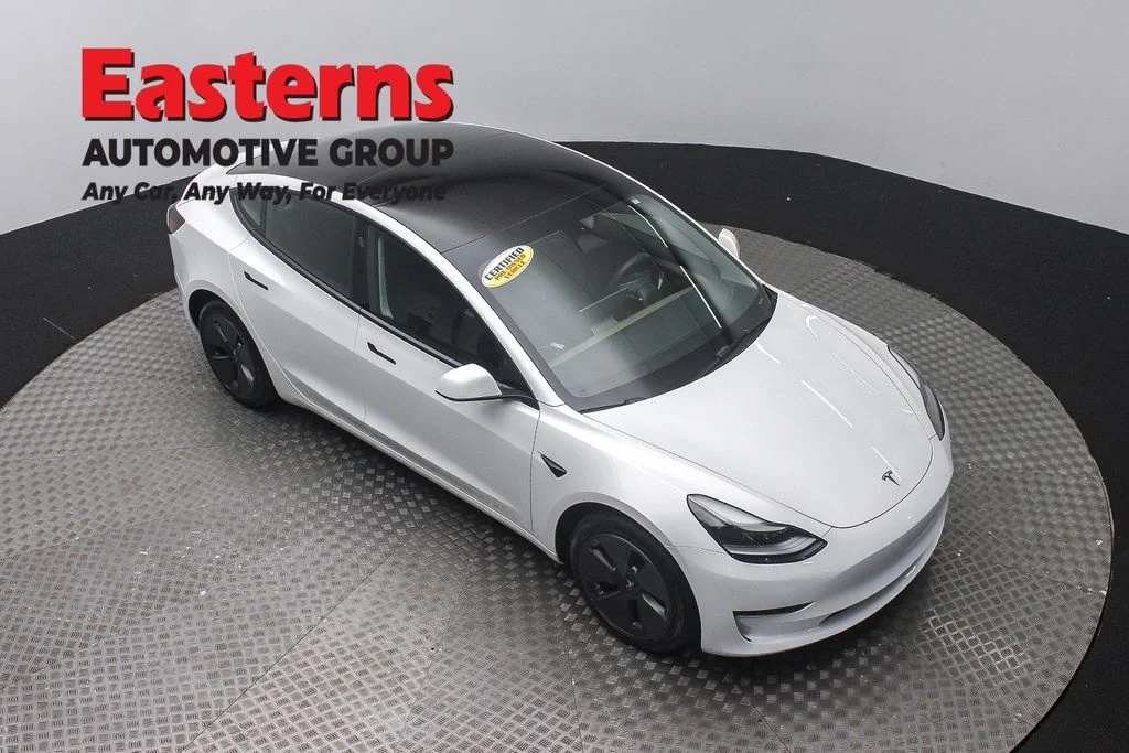 Used 2023 White Tesla Base image 3