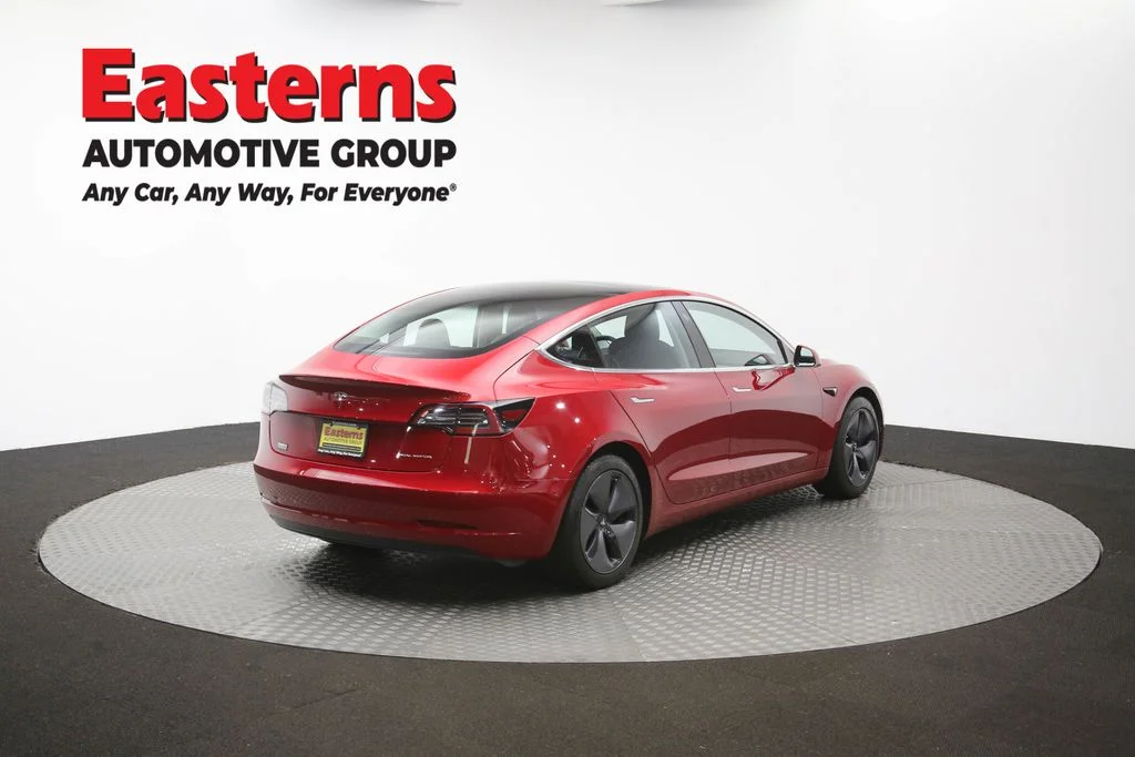 Used 2018 Red Tesla Long Range image 35