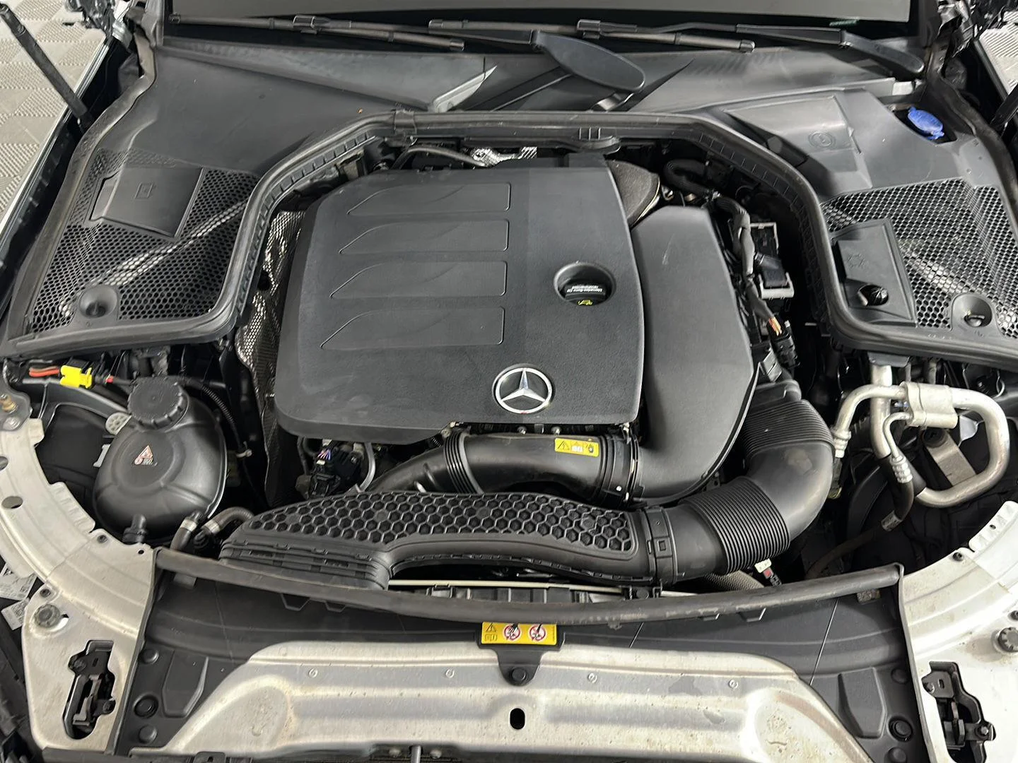 Used 2020 Selenite Grey Metallic Mercedes-Benz C 300 image 24