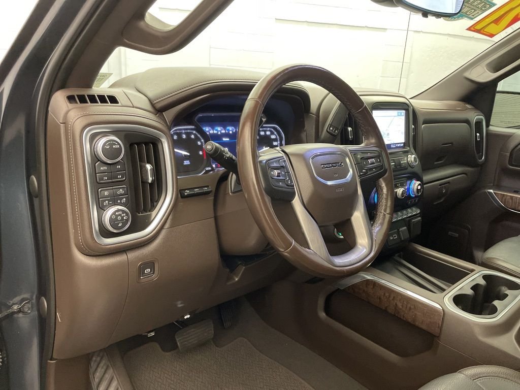 Used 2021 Blue GMC Denali image 18