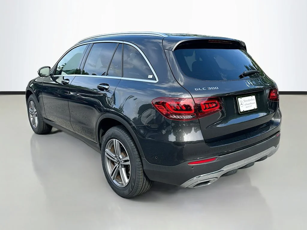 Certified Used 2022  Mercedes-Benz GLC 300 image 7