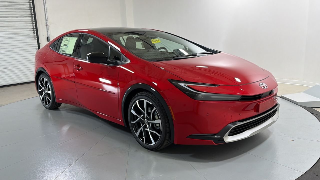 New 2026 Supersonic Red <sup>1</sup> Toyota  XSE Premium image 3