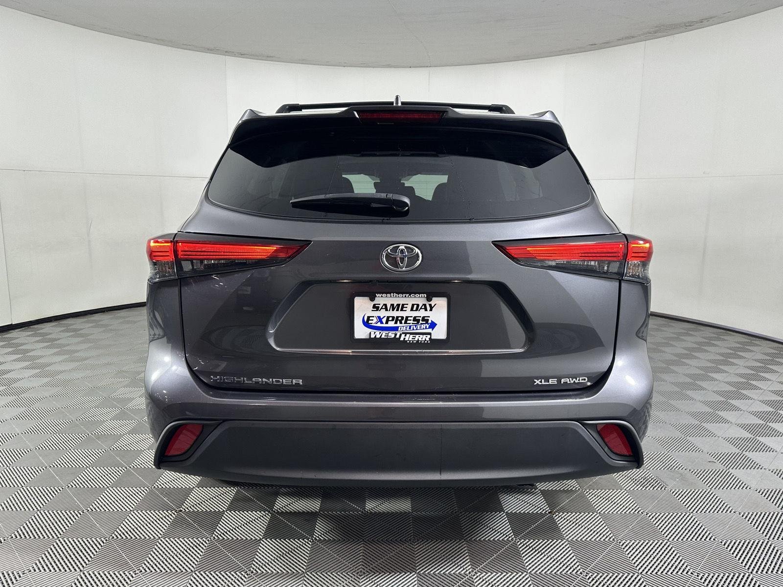 Used 2023 Magnetic Gray Metallic Toyota XLE image 9