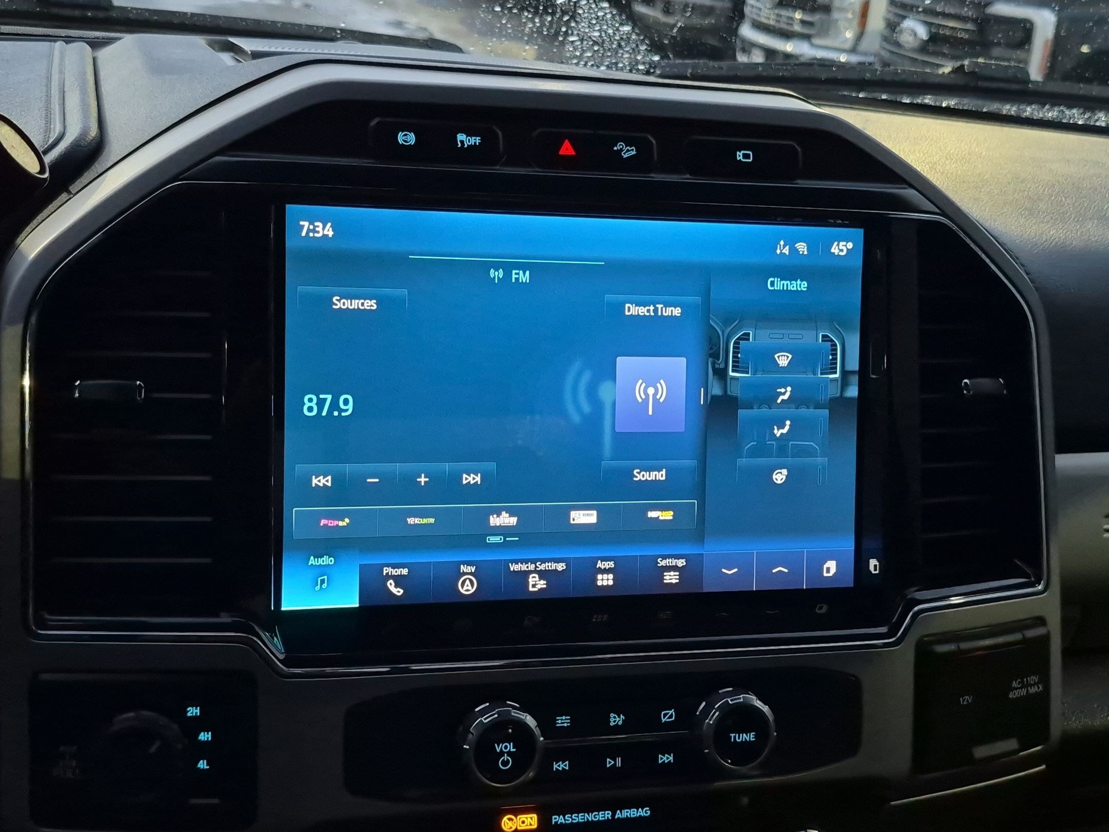 Used 2022 Blue Metallic Ford LARIAT image 21