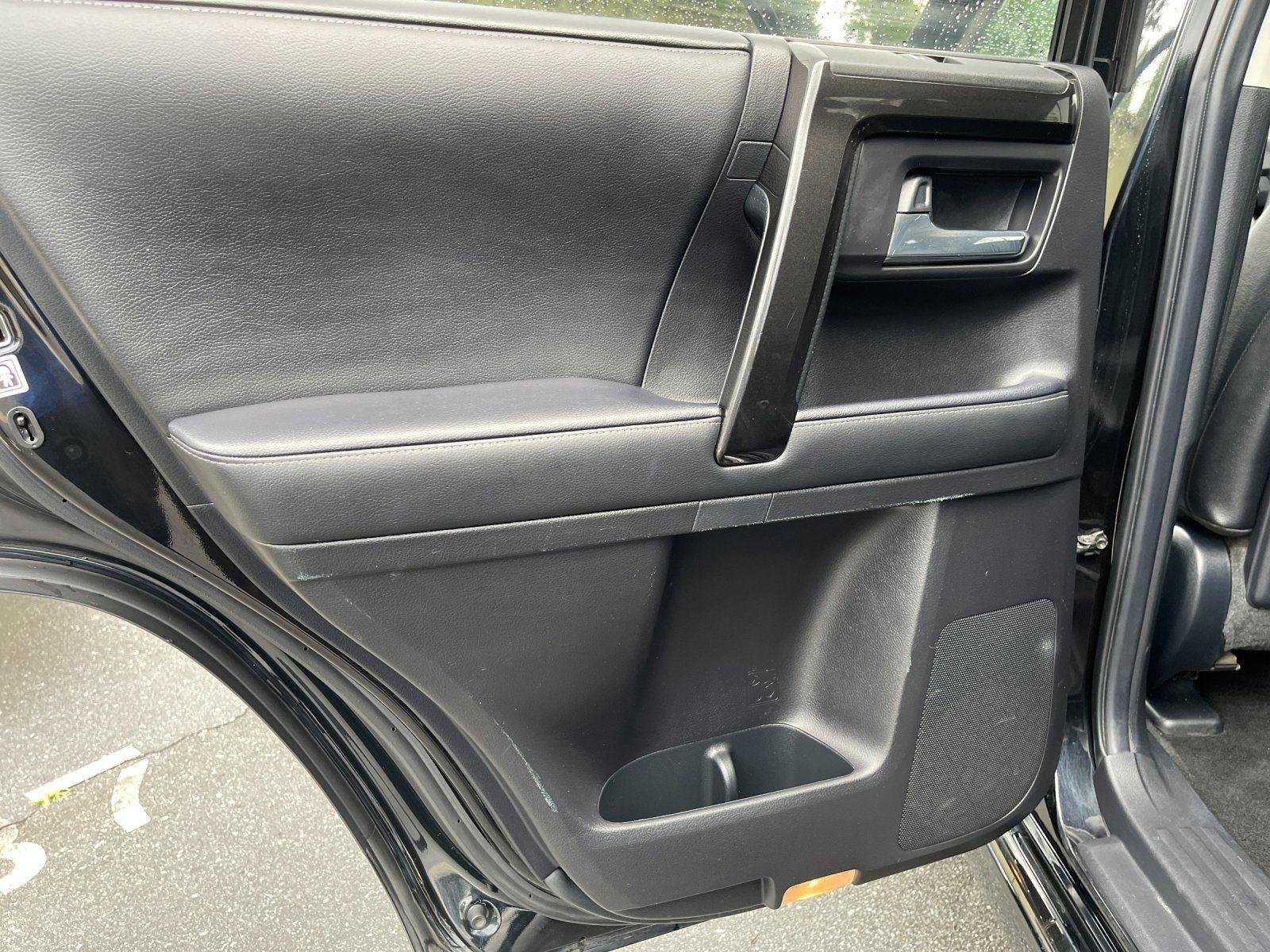 Used 2020 Midnight Black Metallic Toyota Nightshade image 31