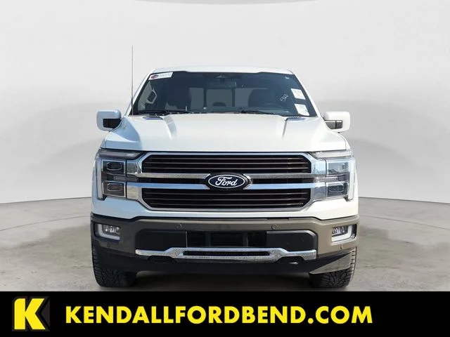 Certified Used 2025  Ford King Ranch image 2