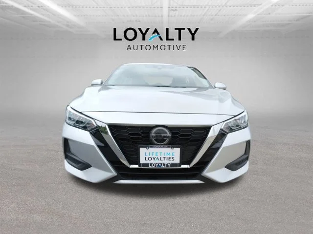 Used 2020 Silver Nissan SV image 7