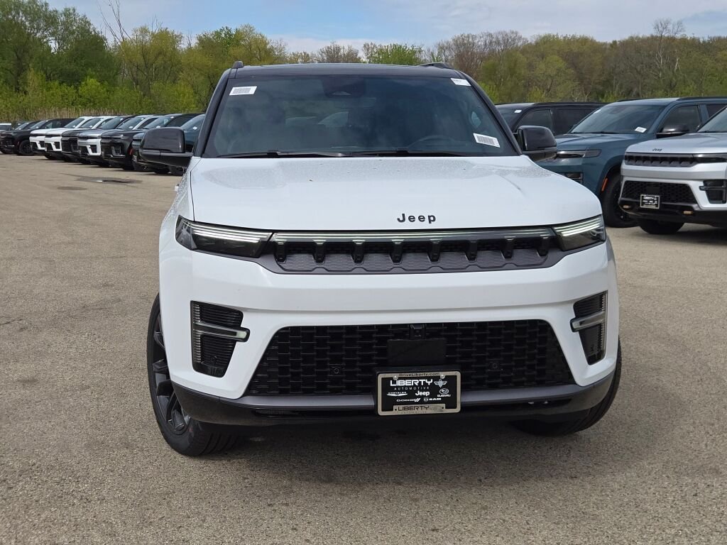 New 2026 Bright White Clear-Coat Exterior Paint Jeep Summit Obsidian image 6