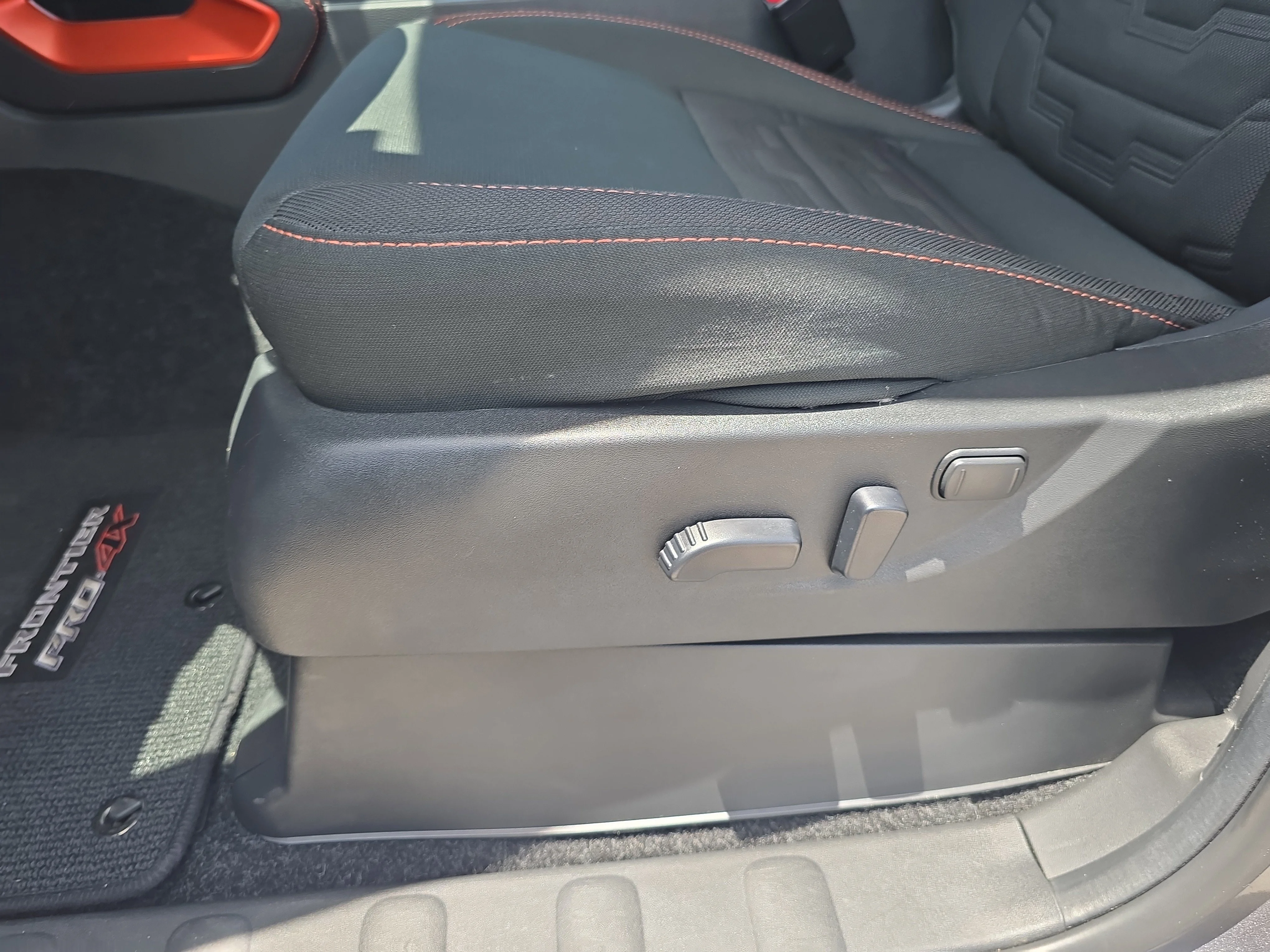 Certified Used 2026 Gun Metallic Nissan PRO-4X image 20