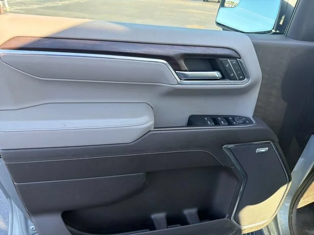 Used 2023 STERLING METALLIC GMC SLT image 12