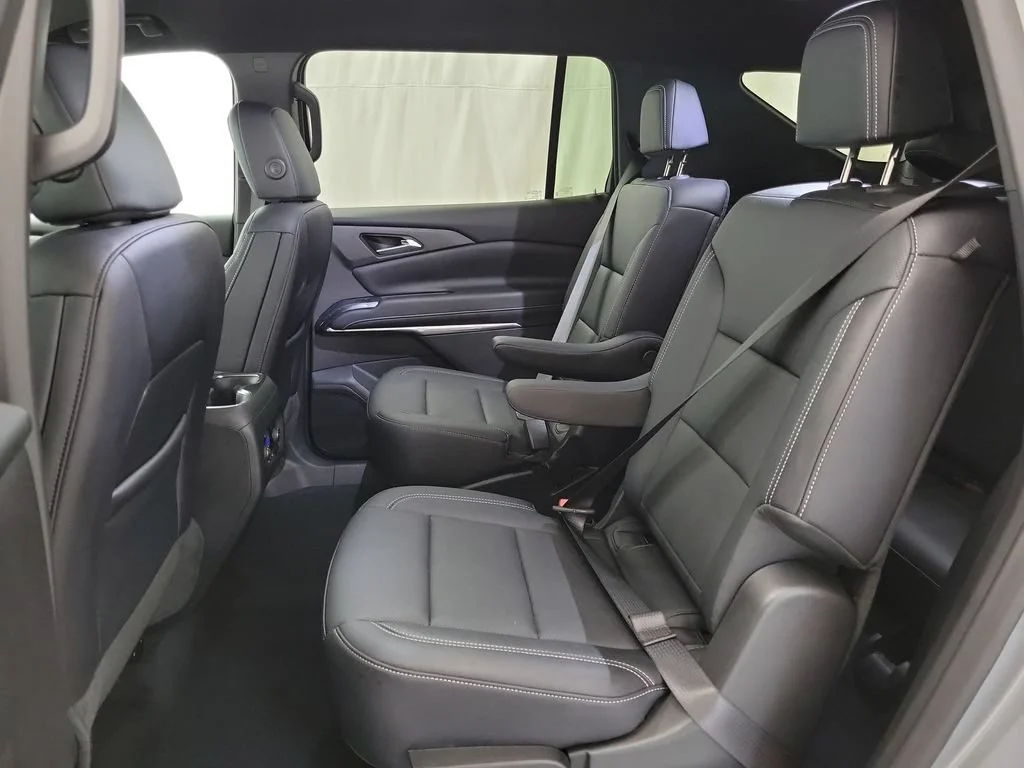 2026 Chevrolet Traverse LT - Photo 11