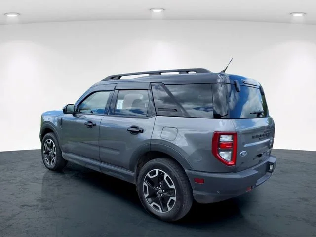 Used 2022 Gray Ford Outer Banks image 7