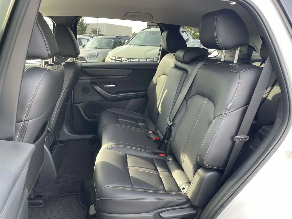 Used 2025 Rhodium White Premium Mazda Select Package image 3