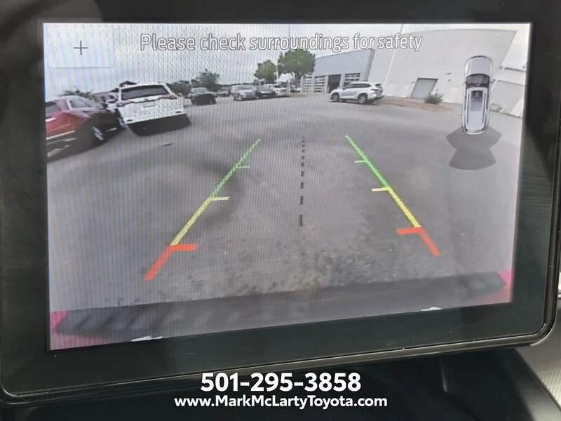 Used 2020 Red Metallic FORD XLT RWD image 19