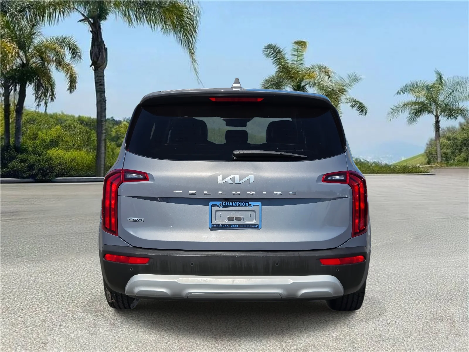 Used 2022 Everlasting Silver Kia LX AWD image 6