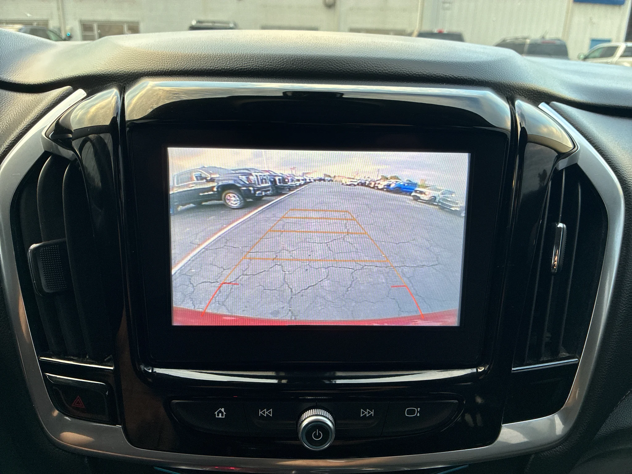 Used 2019 Cajun Red Tintcoat Chevrolet LT Cloth image 15