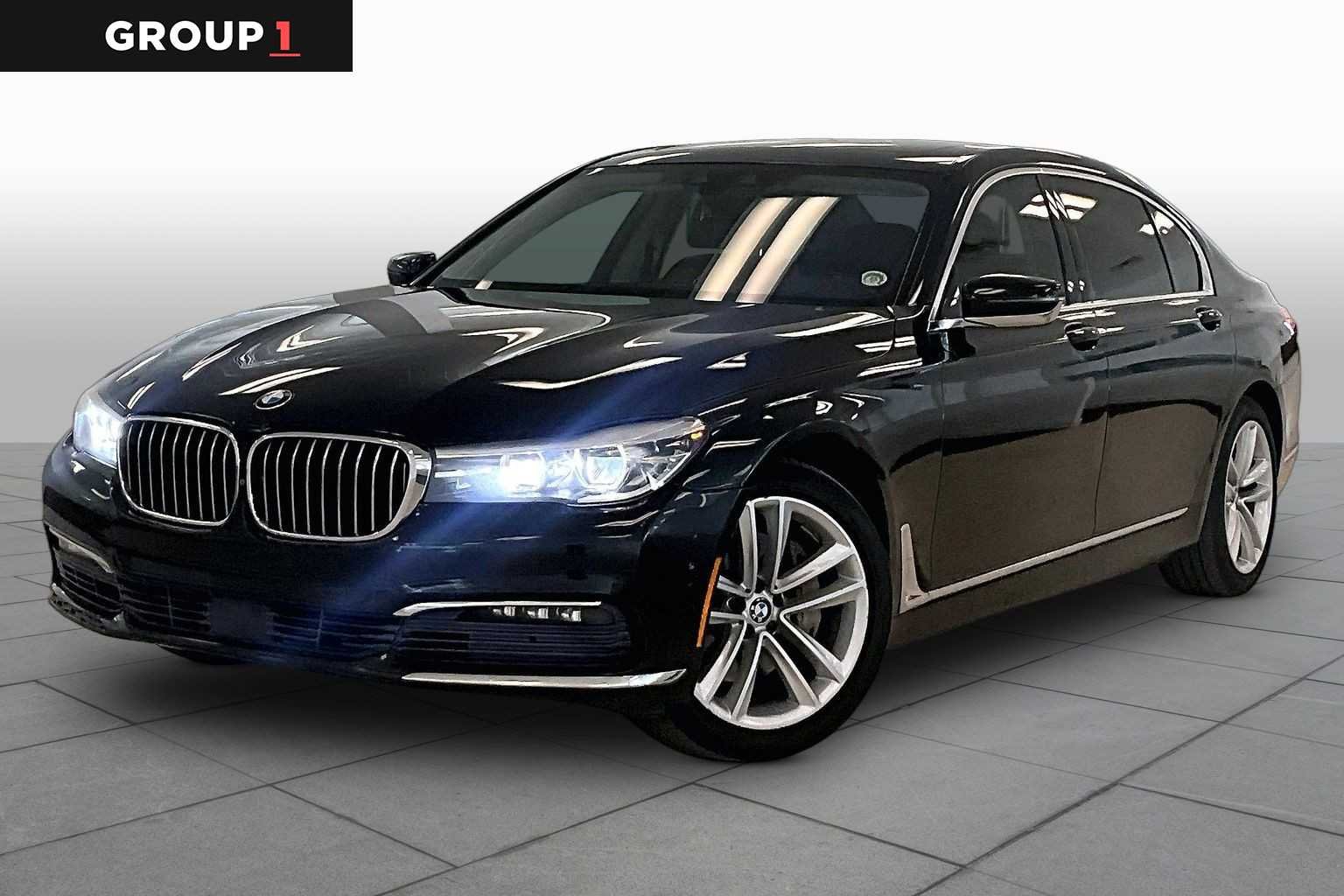 2017 BMW 740i 740i