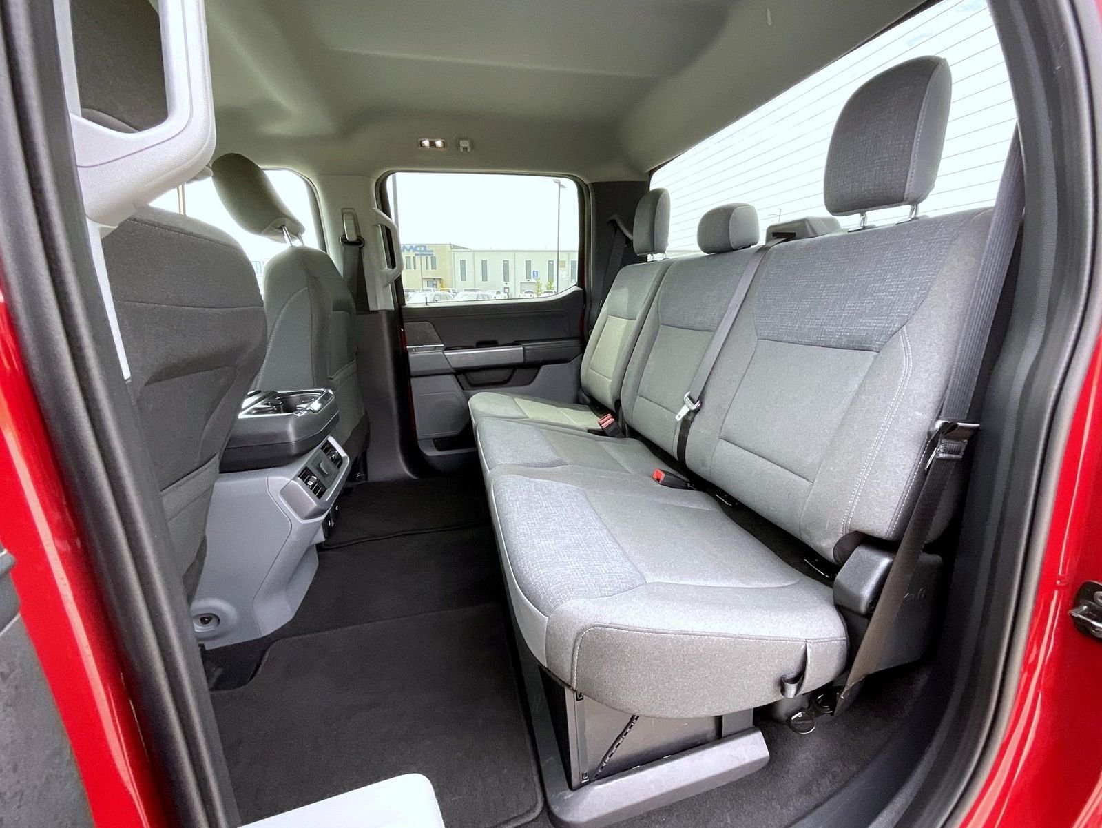 Used 2025 Red Ford XLT image 19