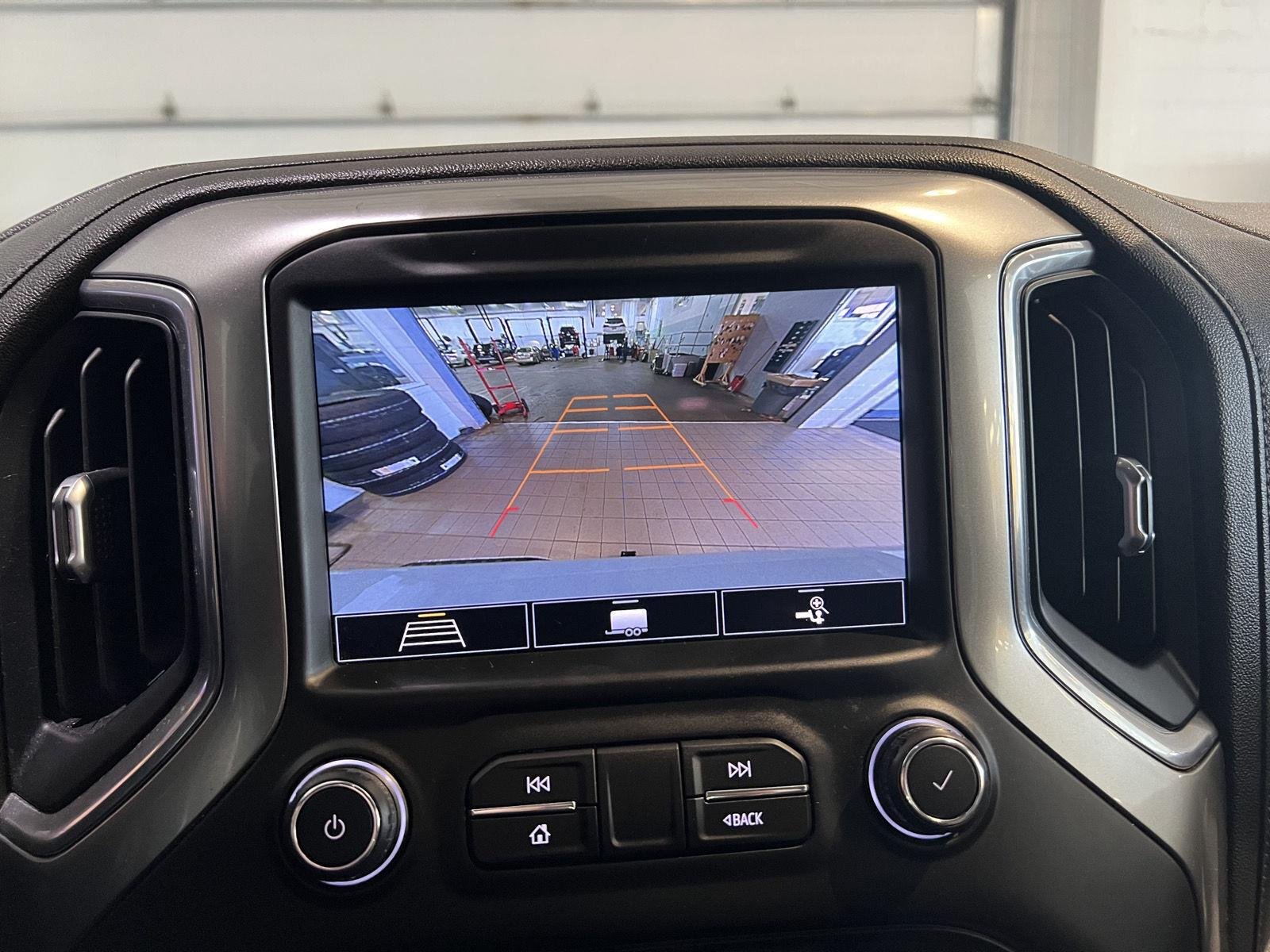 Used 2020 Summit White Chevrolet RST image 28