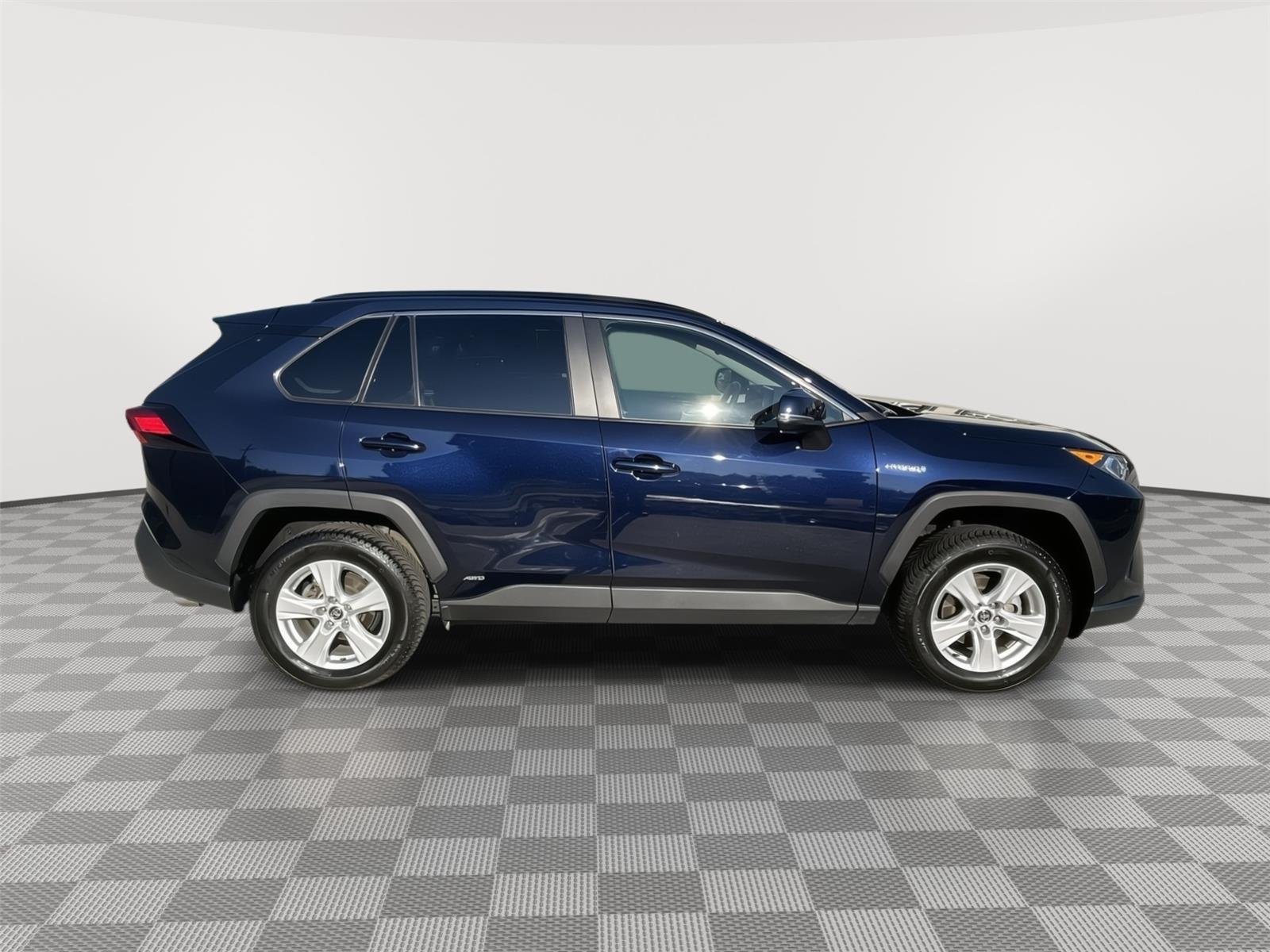 Used 2020 Blueprint Toyota Hybrid XLE image 13