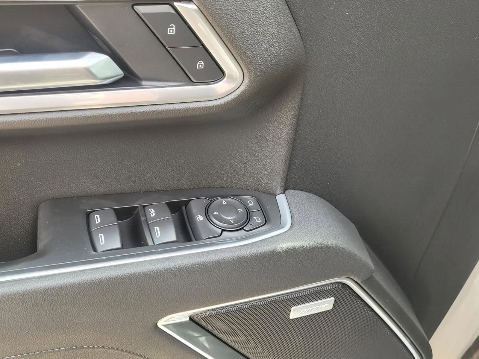 2026 Chevrolet Silverado 1500 RST - Photo 13