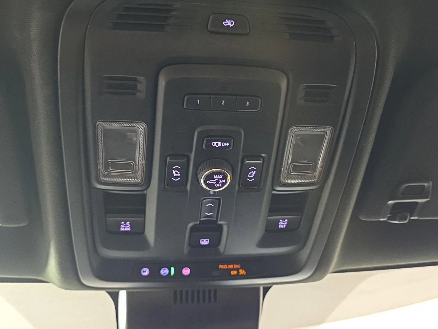 Used 2023 Titanium Rush Metallic GMC Denali Ultimate image 21
