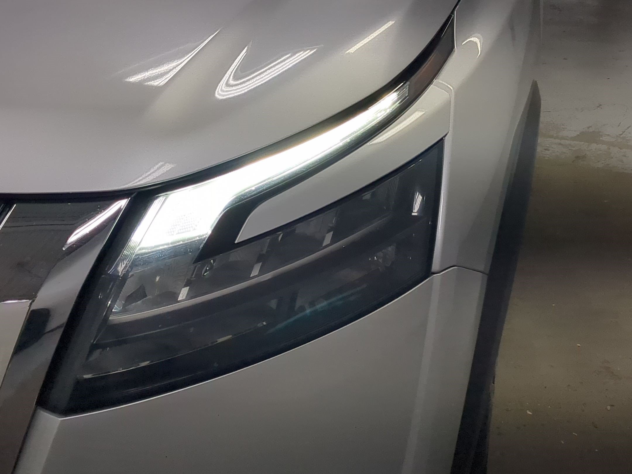 Used 2024 Brilliant Silver Metallic Nissan S image 11